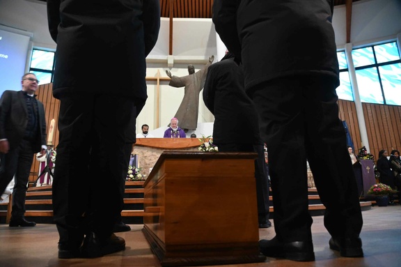 2024.12.11-JM Mazerolle NDV BSG Messe Funérailles P. Dominique Fontaine-DSC 6196