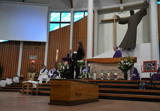 2024.12.11-JM Mazerolle NDV BSG Messe Funérailles P. Dominique Fontaine-DSC 6282