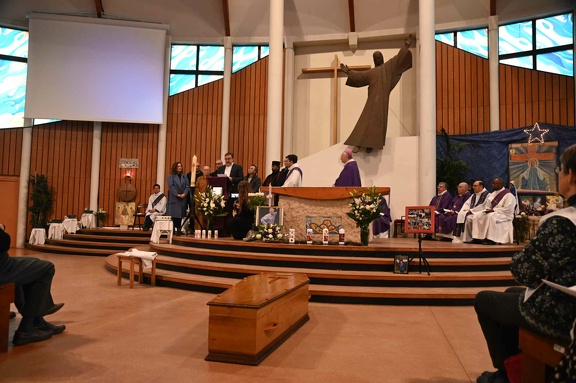 2024.12.11-JM Mazerolle NDV BSG Messe Funérailles P. Dominique Fontaine-DSC 6256