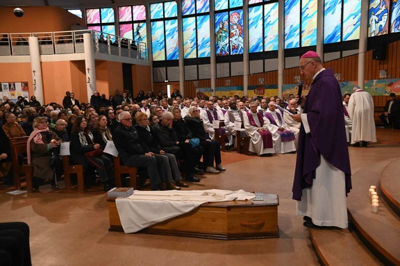 2024.12.11-JM Mazerolle NDV BSG Messe Funérailles P. Dominique Fontaine-DSC 6460