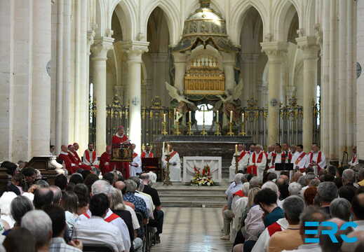 2025.07.12-JM Mazerolle Ordination P. Jérôme Bastick Pontigny-DSC 1967