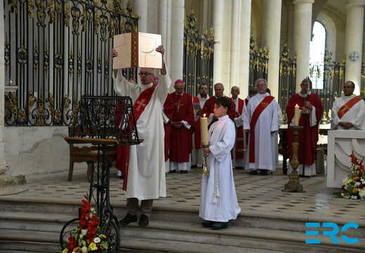 2025.07.12-JM Mazerolle Ordination P. Jérôme Bastick Pontigny-DSC 1956