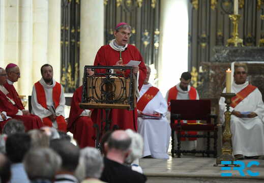 2025.07.12-JM Mazerolle Ordination P. Jérôme Bastick Pontigny-DSC 1963