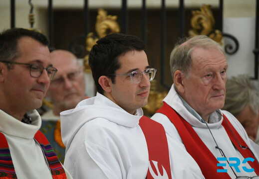 2025.07.12-JM Mazerolle Ordination P. Jérôme Bastick Pontigny-DSC 1977