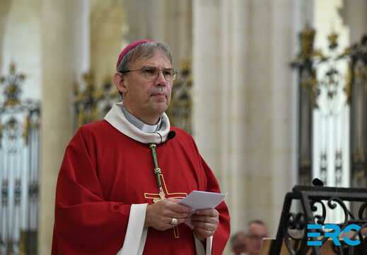 2025.07.12-JM Mazerolle Ordination P. Jérôme Bastick Pontigny-DSC 1975