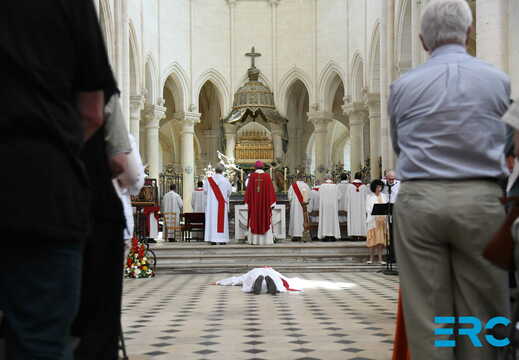 2025.07.12-JM Mazerolle Ordination P. Jérôme Bastick Pontigny-DSC 2077