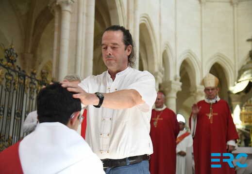 2025.07.12-JM Mazerolle Ordination P. Jérôme Bastick Pontigny-DSC 2152