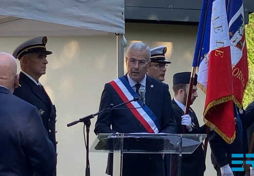 Cérémonie 8 mai 06