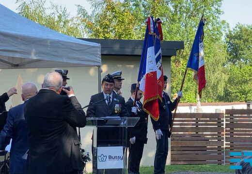 Cérémonie 8 mai 04